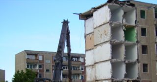 Демонтаж 5 этажного дома Анжеро-Судженск, цена от 3701 руб.